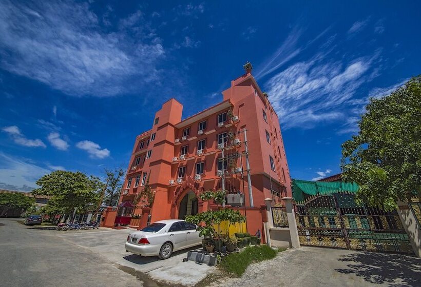 هتل Myat Nan Taw Win