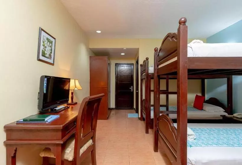 Hotelli Ovemar Resort