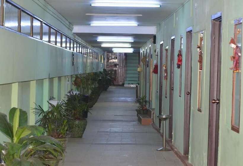 هتل Tha Ha Zar Ta