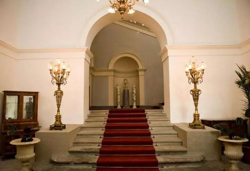 ホテル Zámok Topoľčianky
