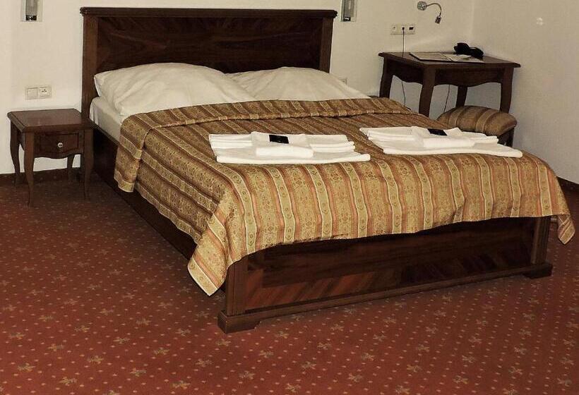 ホテル Zámok Topoľčianky