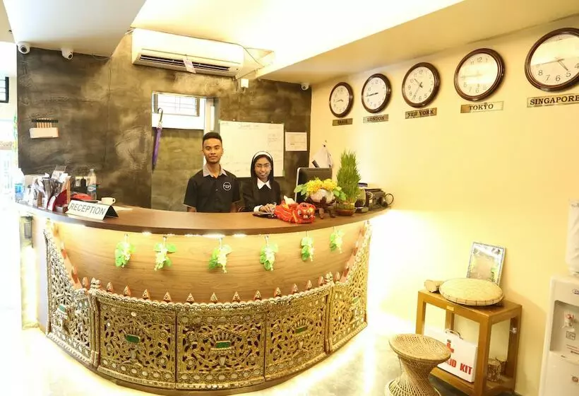 Little Yangon Hostel