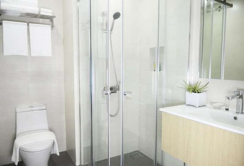 منتجع Azalea Hotels & Residences Boracay