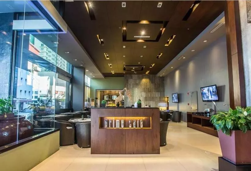 The B Hotel Alabang