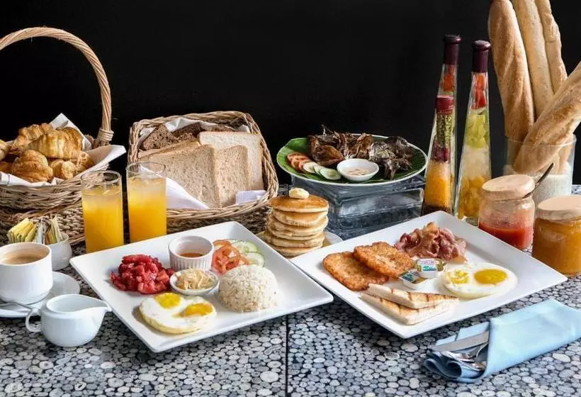 The B Hotel Alabang