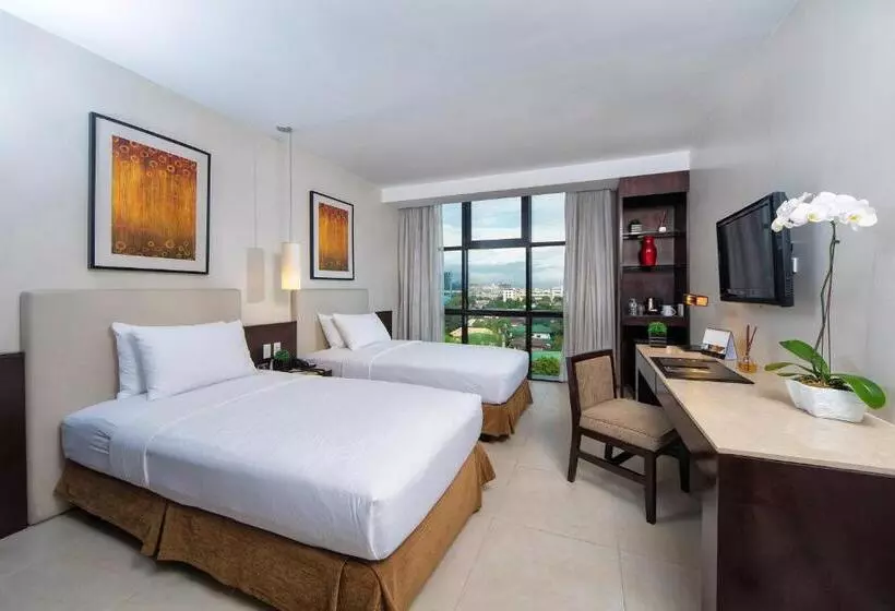 The B Hotel Alabang