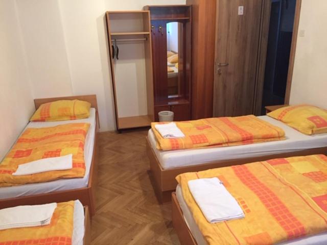 Youth Hostel Nika