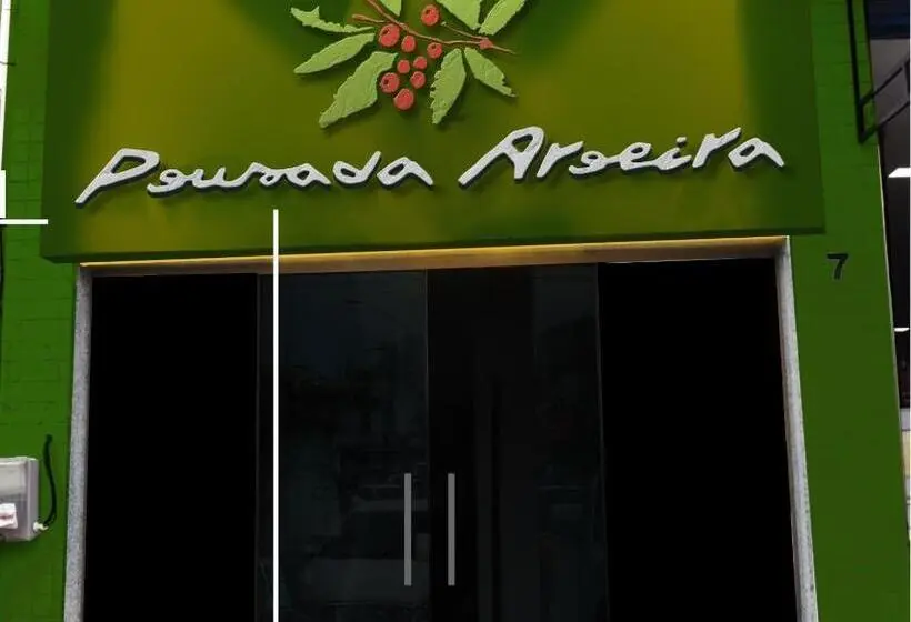 ホテル Studio Aroeira Hospedaje