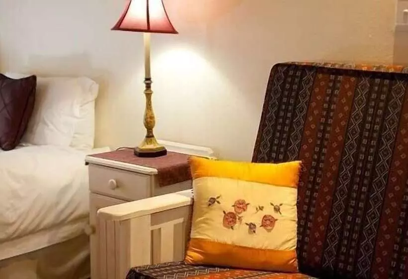 ベッドアンドブレックファースト Culdesac Guesthouse Oudtshoorn