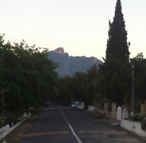 住宿加早餐 Epistay