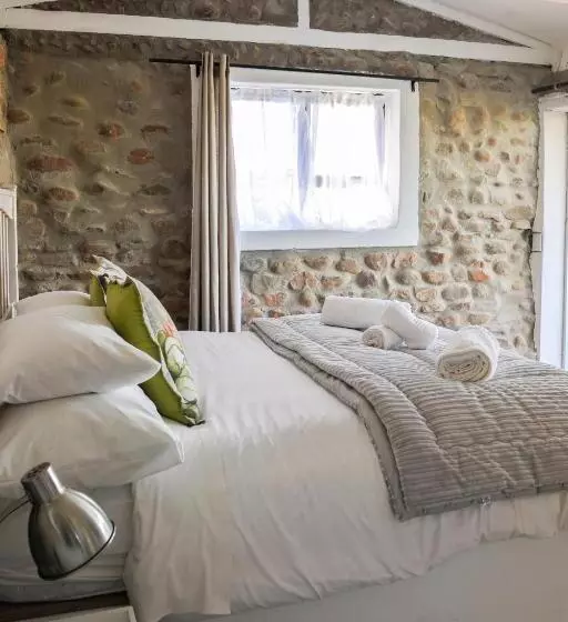 تختخواب و صبحانه Le Petit Karoo Ranch