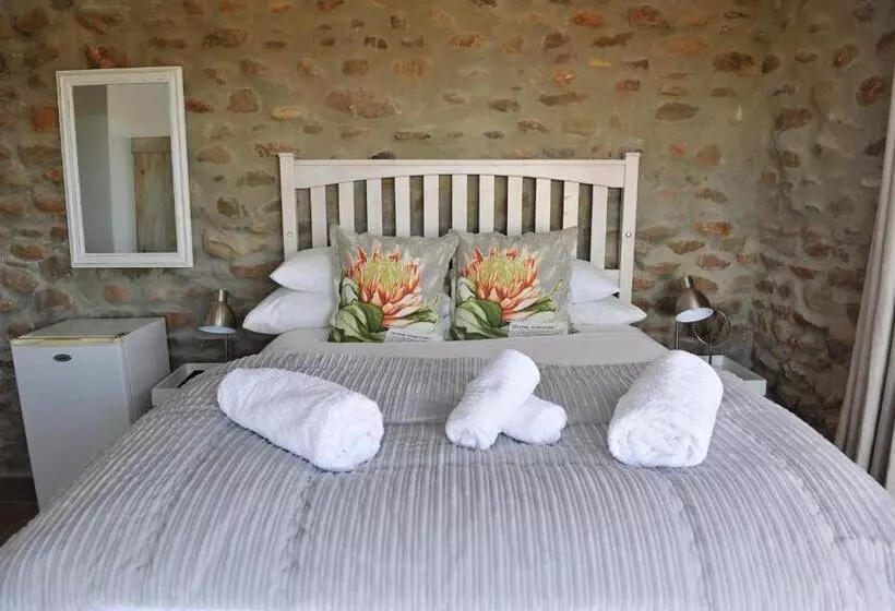 تختخواب و صبحانه Le Petit Karoo Ranch