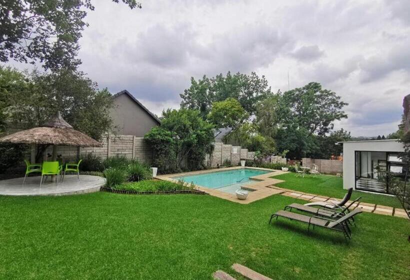 Bed and Breakfast Muco Guest House