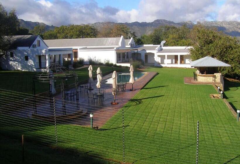 مبيت وإفطار Ongegund Lodge