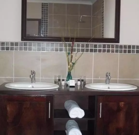 Aamiaismajoitus (B&B) Queen Manor Boutique Guest House