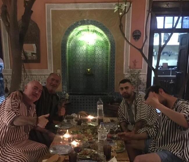 تختخواب و صبحانه Riad Blue Berber