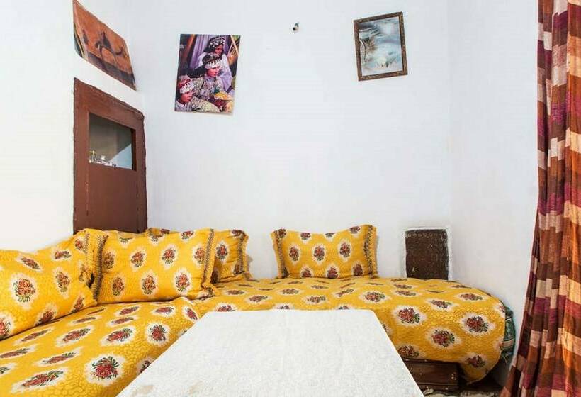 住宿加早餐 Riad Family Samnoun