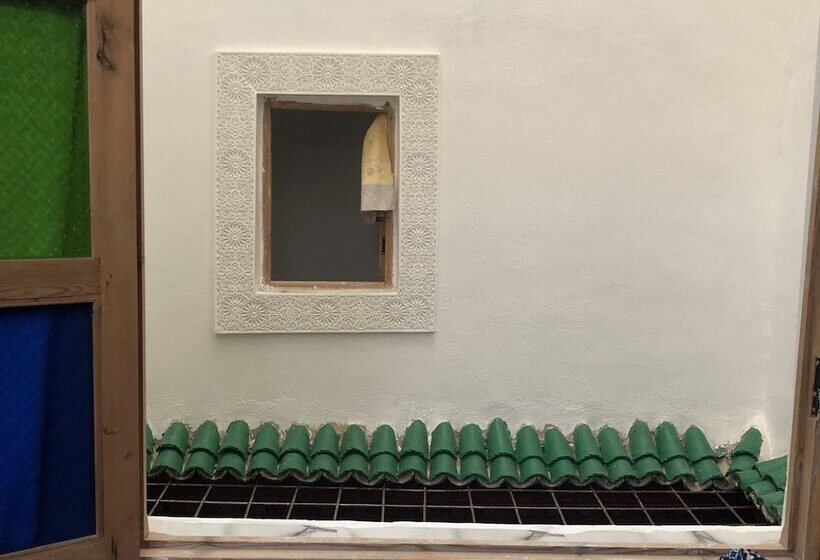 住宿加早餐 Riad Family Samnoun