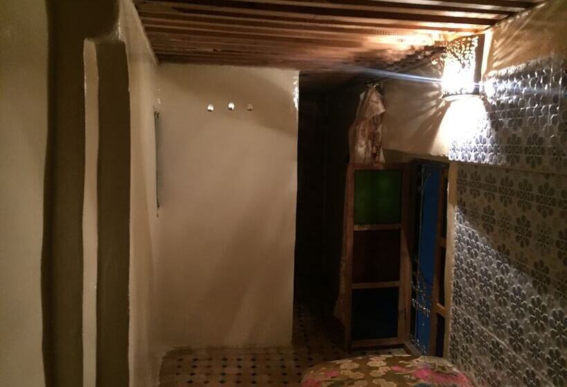 住宿加早餐 Riad Family Samnoun