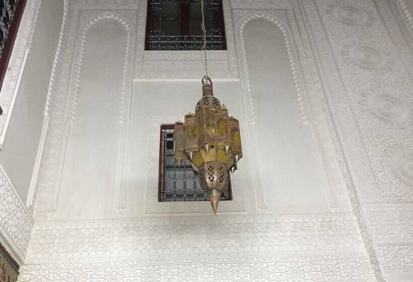 住宿加早餐 Riad Family Samnoun