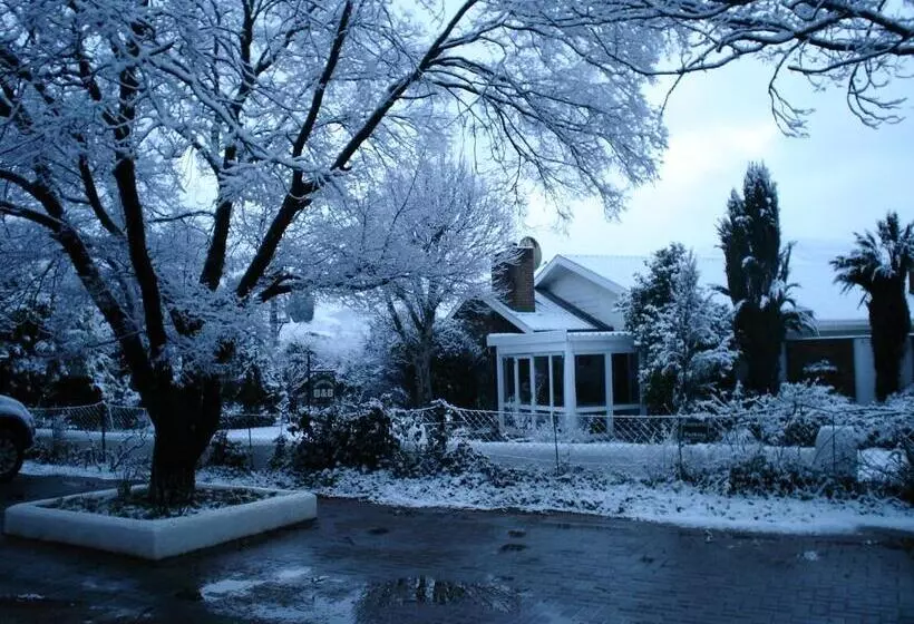 Aamiaismajoitus (B&B) Rosewood Corner, Clarens