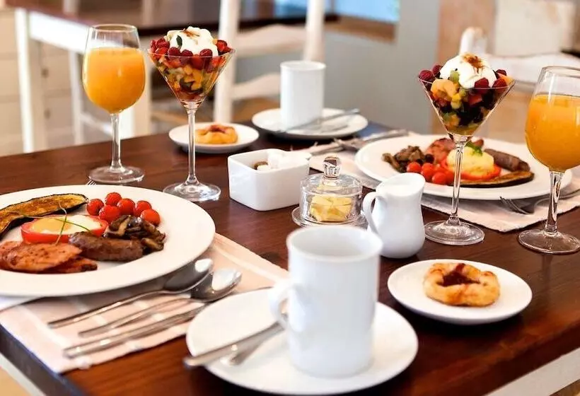 تختخواب و صبحانه Villa Blu Guesthouse