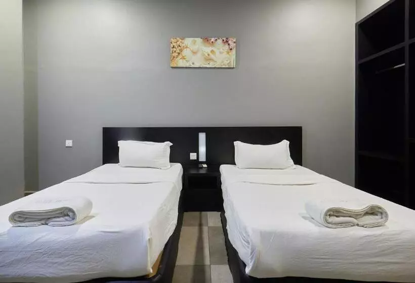 Elite Hotel Muar