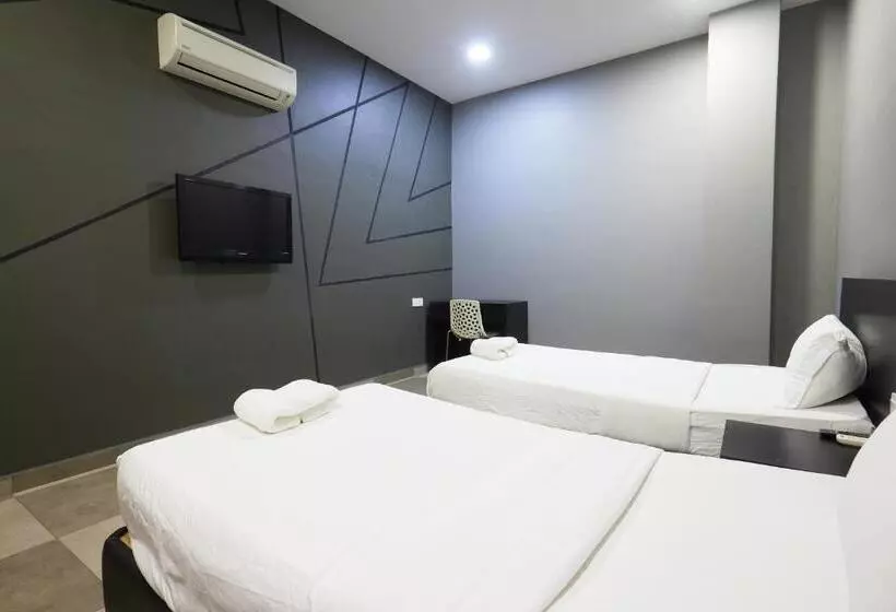 Elite Hotel Muar