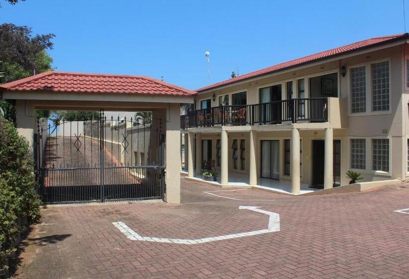 בית מלון כפרי Fairways