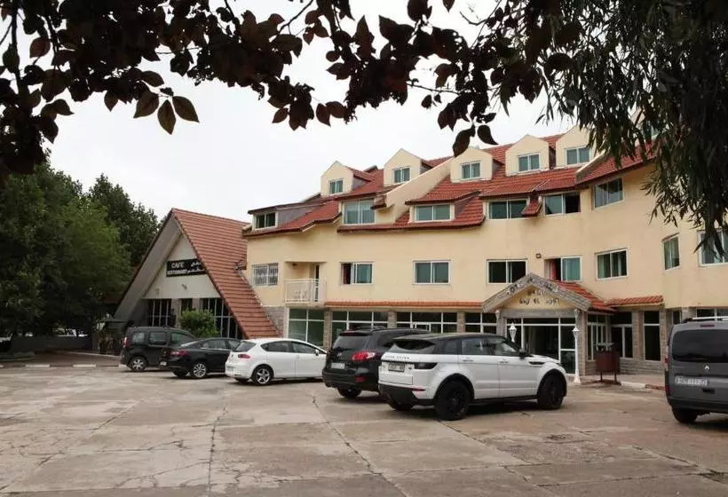 هتل Hôtel Relais Ras El Maa