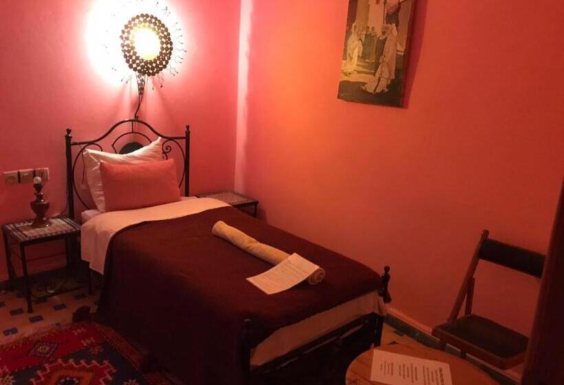 فندق Hôtel Riad Gnaoua