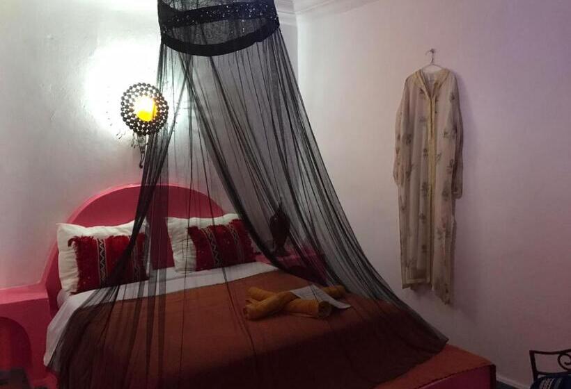 فندق Hôtel Riad Gnaoua