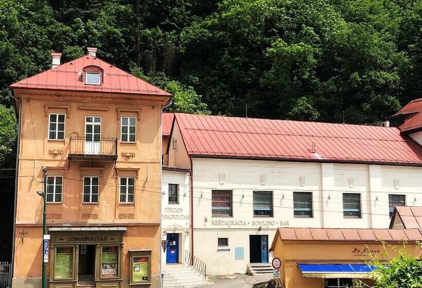 فندق Penzión Cosmopolitan I