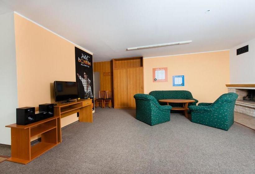 בית מלון כפרי Penzion Atlas