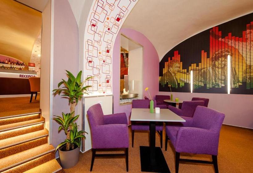 בית מלון כפרי Penzion Atlas