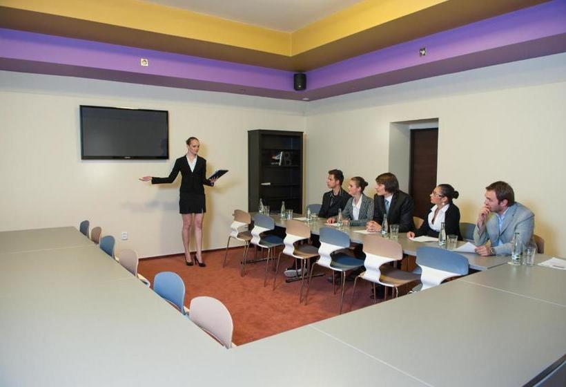 בית מלון כפרי Penzion Atlas