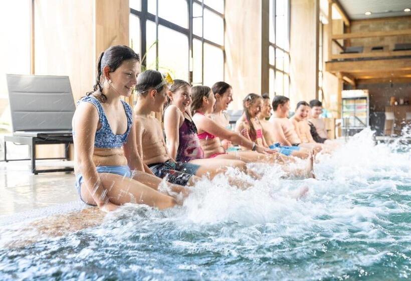 בית מלון כפרי Sitno Forest Resort