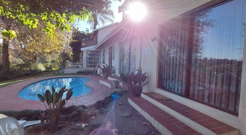 Kings Hill Bed And Breakfast