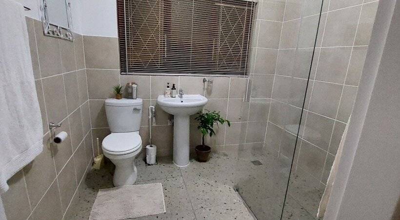 Kings Hill Bed And Breakfast