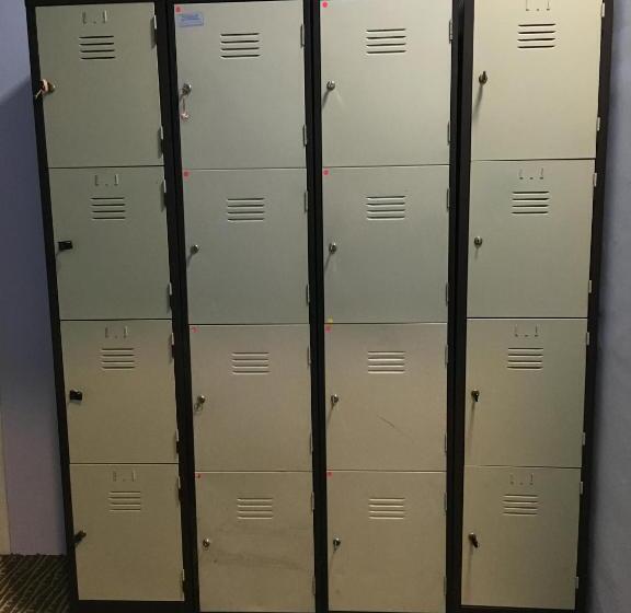 Moon Eleven Hostel Near Klia & Klia2