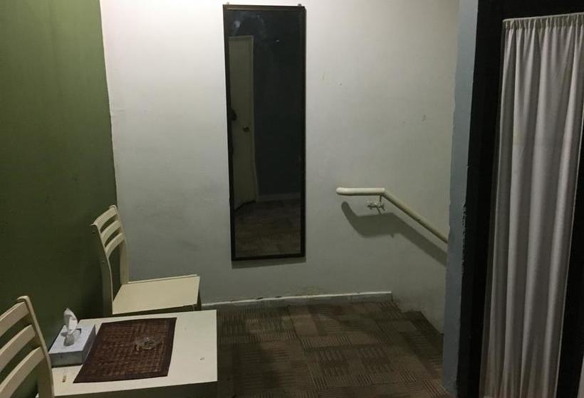 מוטל Cattleya Inn