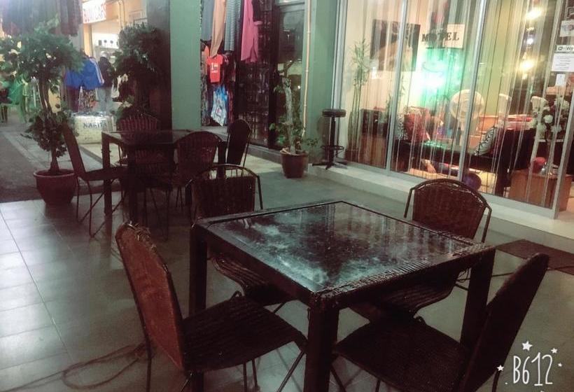 מוטל Cattleya Inn