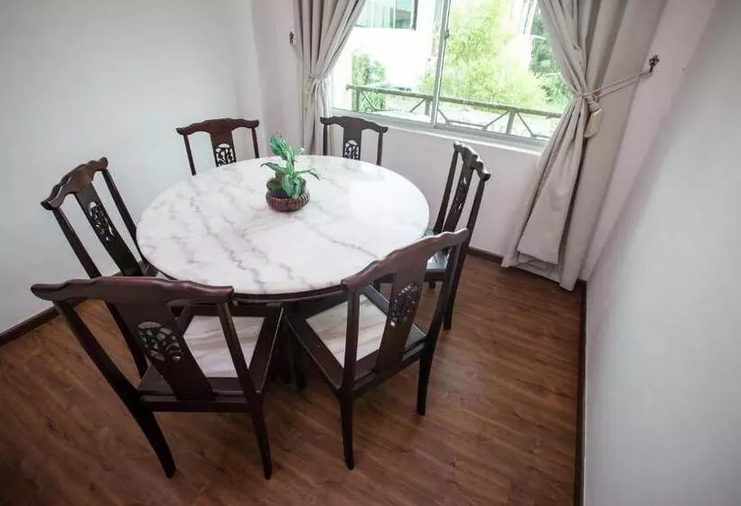 モーテル Natol Homestay   Kuching
