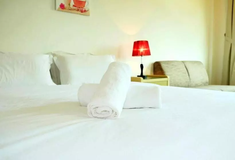 モーテル Natol Homestay   Kuching