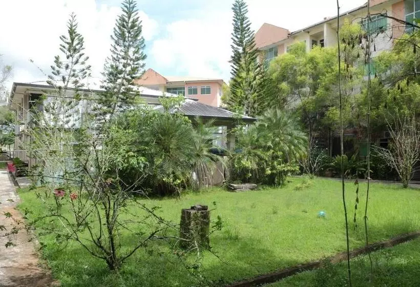 モーテル Natol Homestay   Kuching