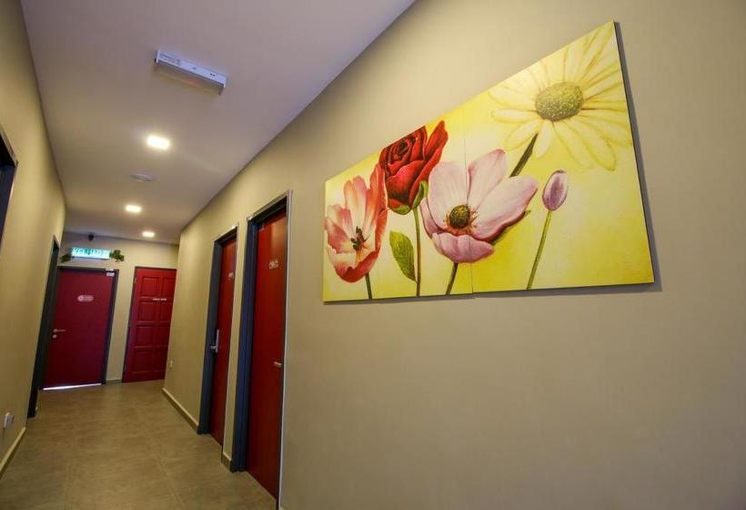 ホテル Trevor  Melaka