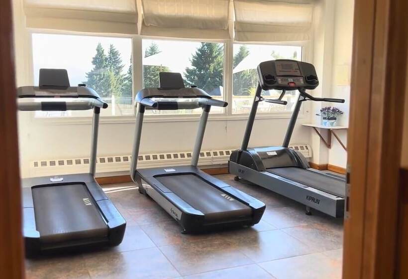 هتل Huinid Bustillo Cabañas