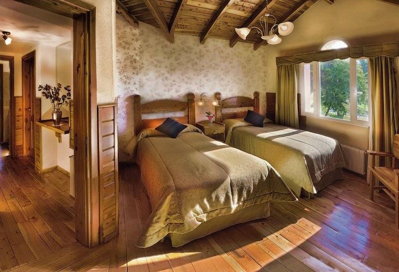 هتل Huinid Bustillo Cabañas