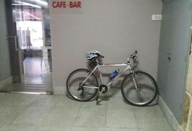 Albergue Rossol B&b Hostel