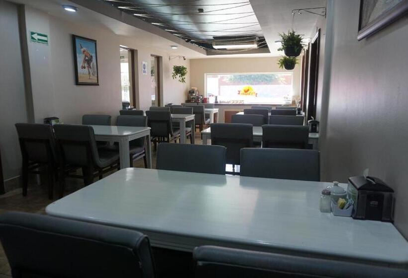 Отель America Palacio